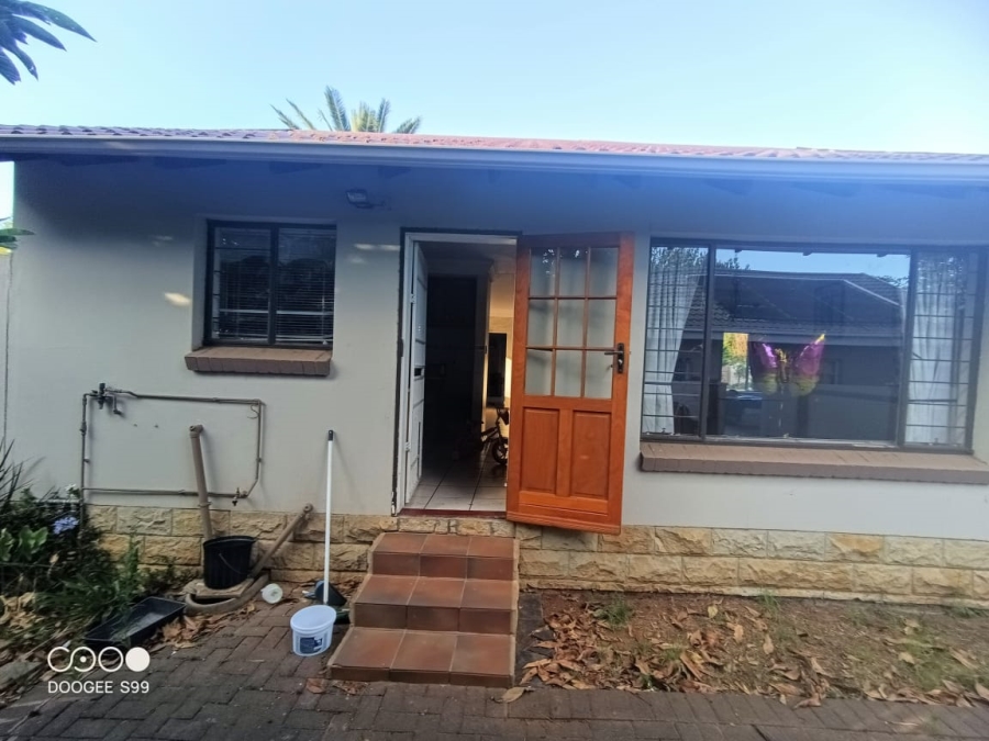 4 Bedroom Property for Sale in Langenhovenpark Free State